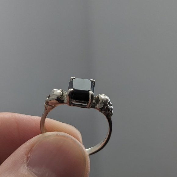 Onyx Skulls 10k White Gold Margaret Cross Modern Mourning Jewellery Discontinued - Picture 7 of 7